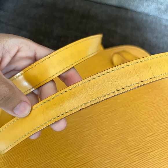 Lussac yellow epi - Picture 5 of 16